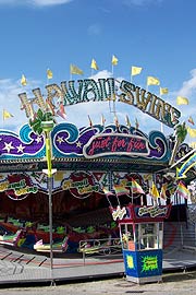 Hawaii Swing - Riesenschaukel auf dem 90. Freisinger Volksfest (©Foto: Martin Schmitz)
